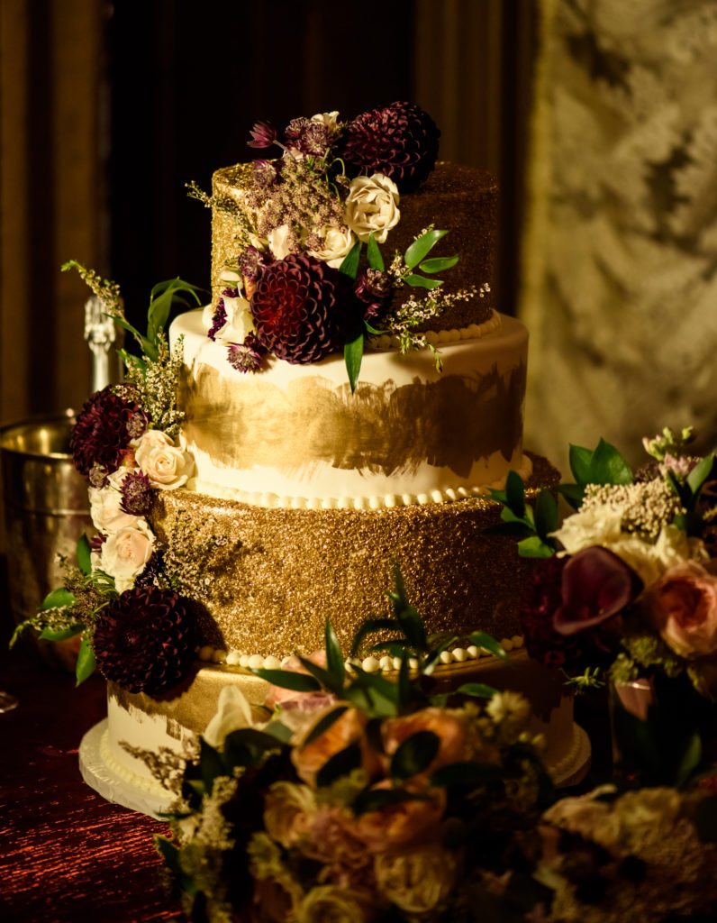 gold wedding cake
