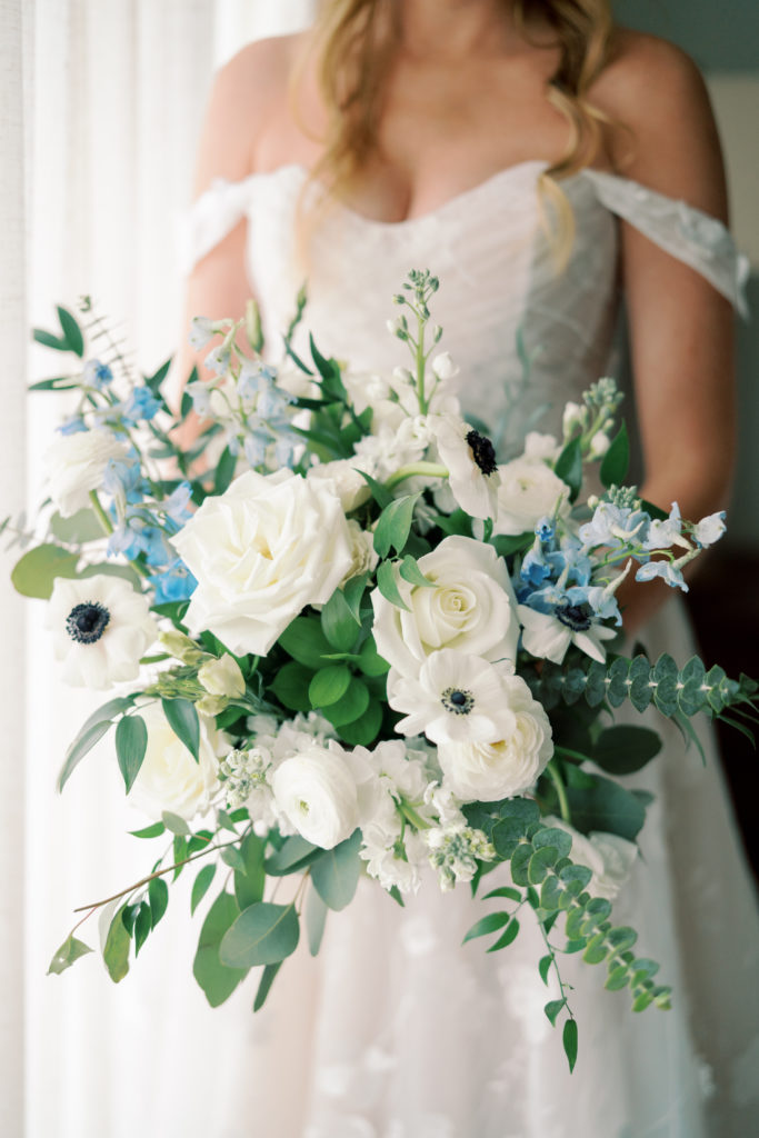 floral questions- white and blue flowers